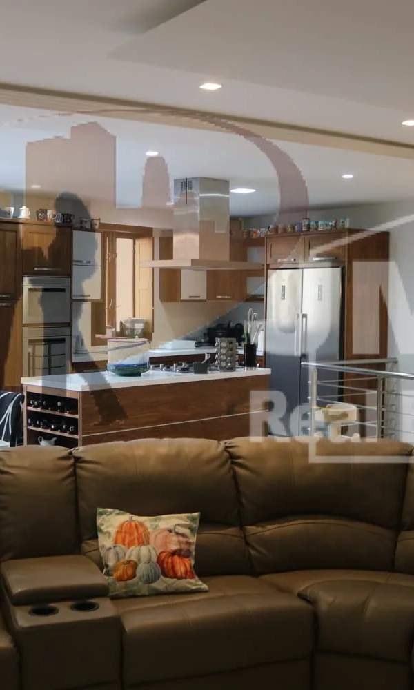 Zejtun furnished 3 bedroom maisonette with garage
