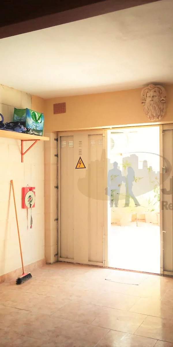 Marsascala 21SQM garage