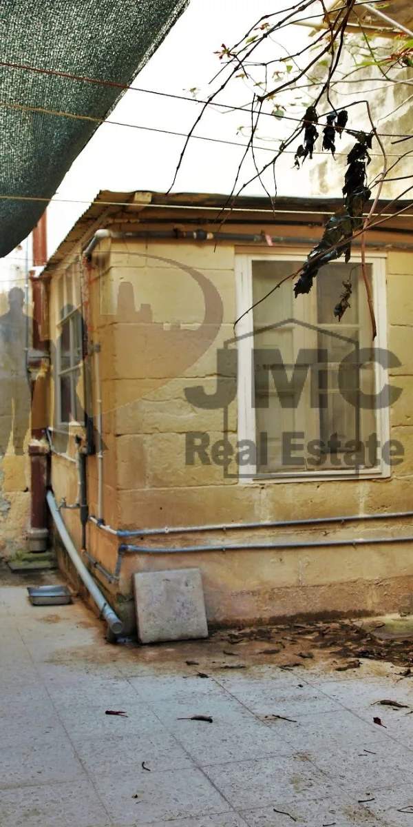 Mqabba 2 bedroom maisonette