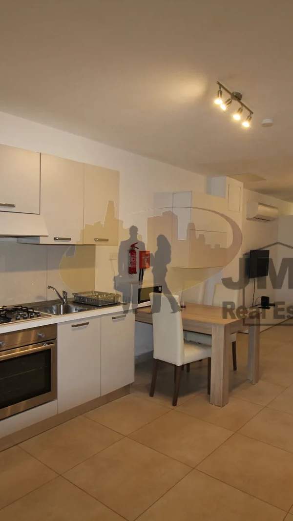 Swieqi apartment