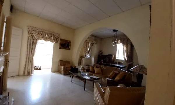 Fgura 2/3 bedroom maisonettte with roof