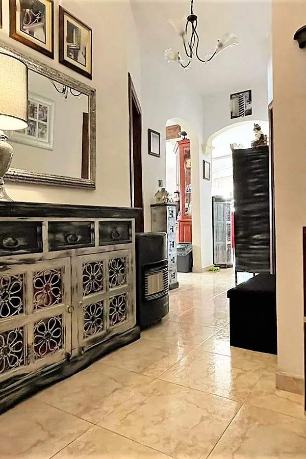 Mosta ready to move into 2nd floor corner apartment
