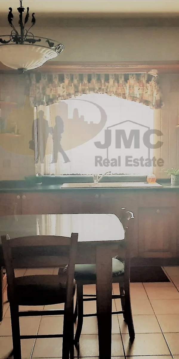 Mosta partly furnished 3 double bedroom apartment with roof