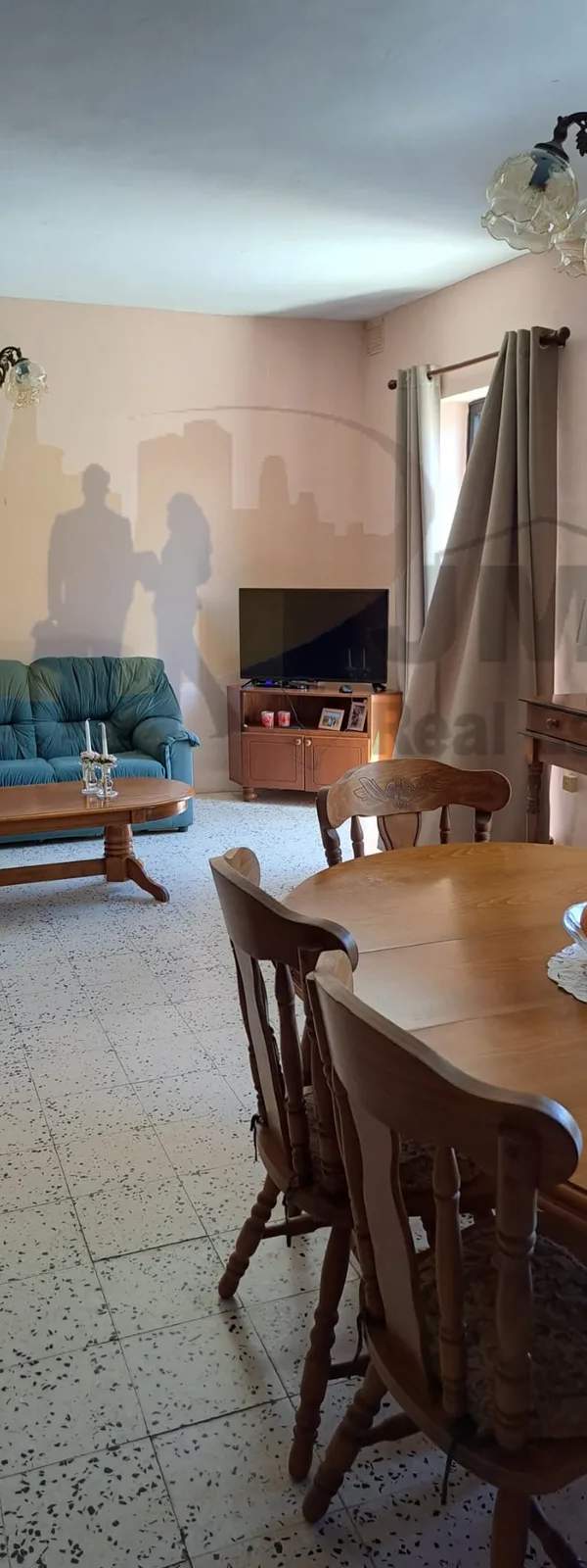 St.Pauls Bay (San Pawl il-Bahar) fully furnished 3 double bedroom apartment