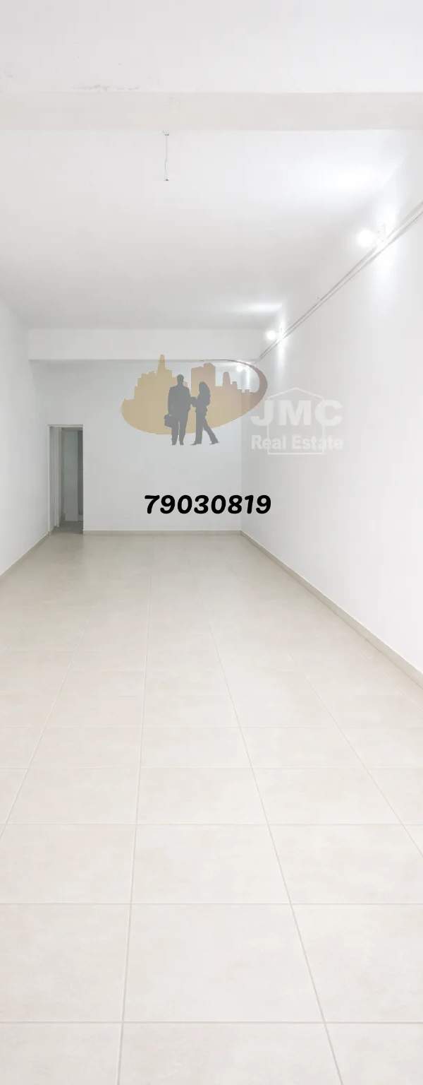 Gwardamangia large street level 5-6 car garage/Commercial premises