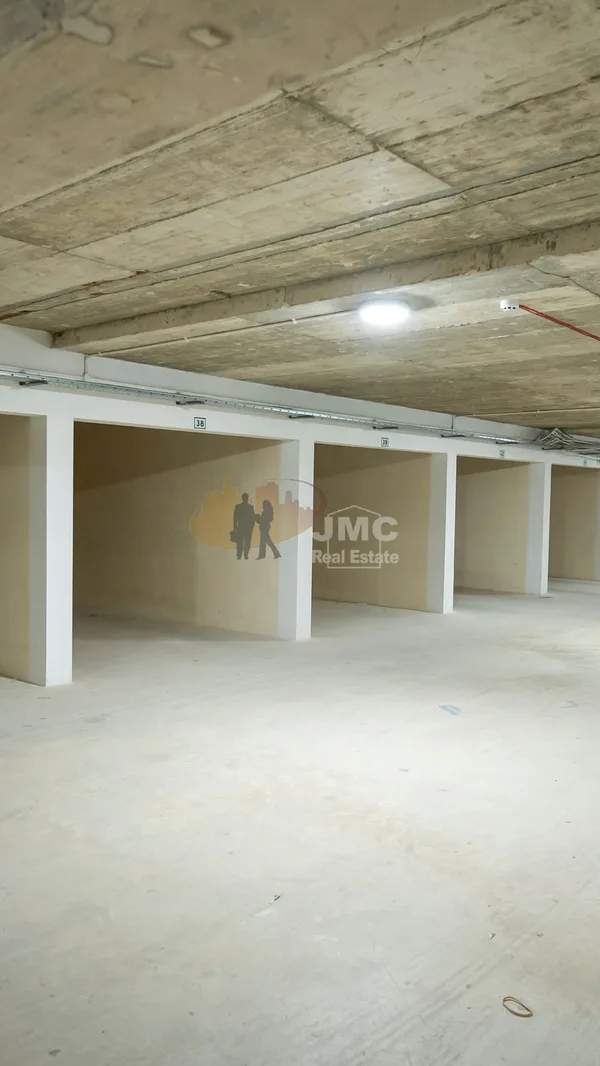 Qawra car spaces and garages