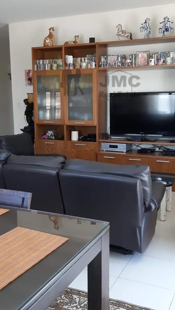 Marsascala fully furnished 3 double bedroom apartment