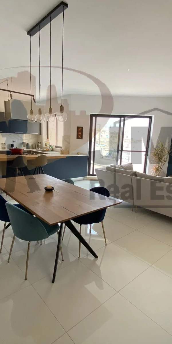 Qawra fully furnished 3 double bedroom penthouse